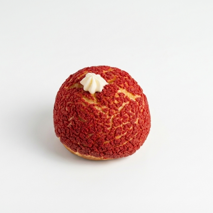 Berry choux pastry at dän Bakery & Café